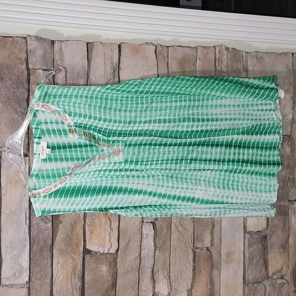 Umgee size large sleeveless top embroidered details, polyester, cotton blend - Picture 1 of 9